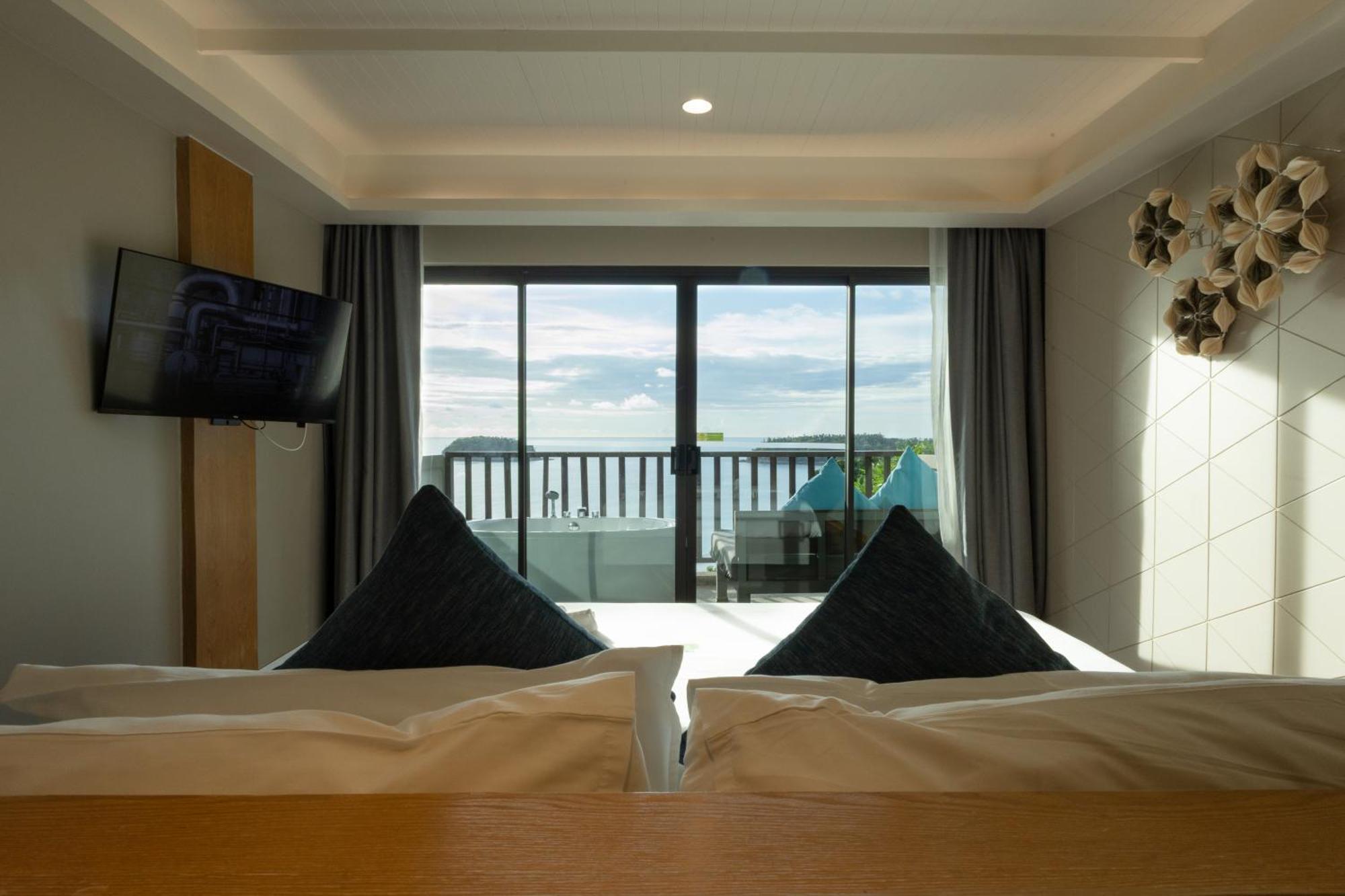 Andaman Cannacia Resort & Spa - Sha Extra Plus Ката-Бич Экстерьер фото
