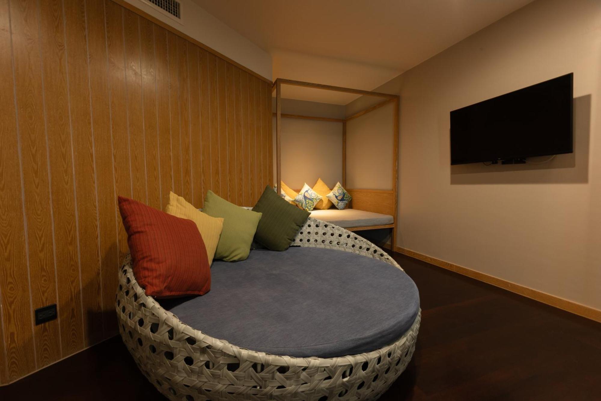 Andaman Cannacia Resort & Spa - Sha Extra Plus Ката-Бич Экстерьер фото